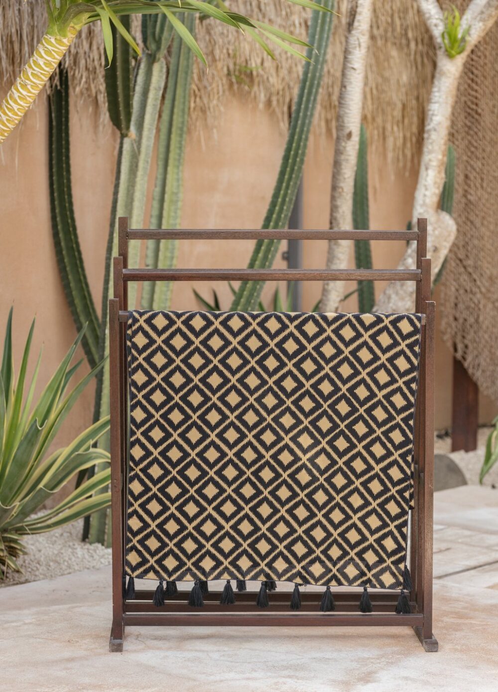 Maria Stole | Suku Bazar Bali